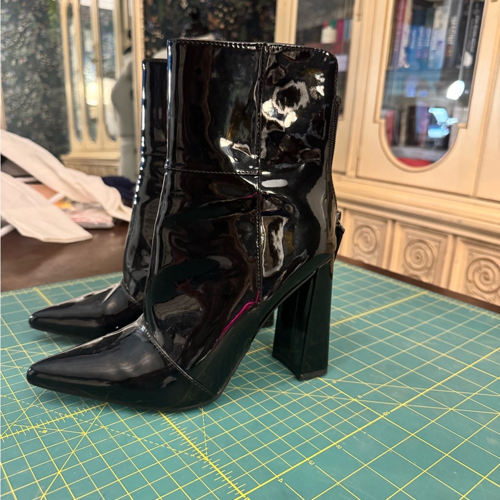 Forever 21 Glossy Black Heeled Boots